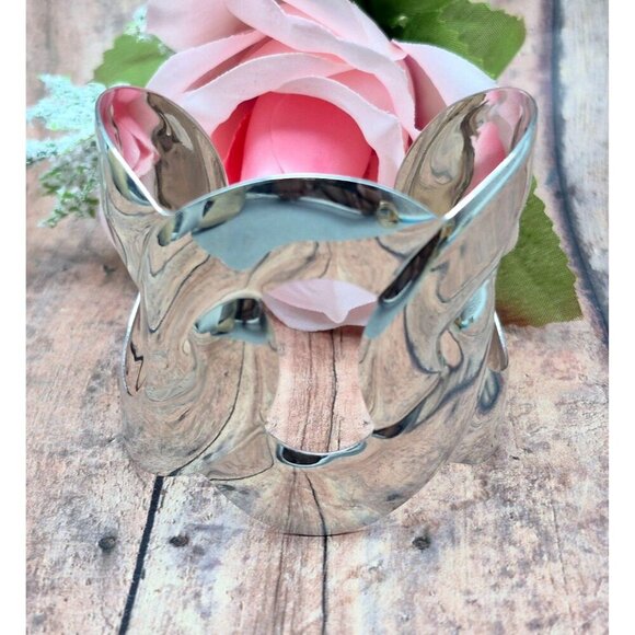 Set of 2 Statement Metal Cuff Bracelets 1 Silver Tone & 1 Gold Tone Link Look - Picture 3 of 11